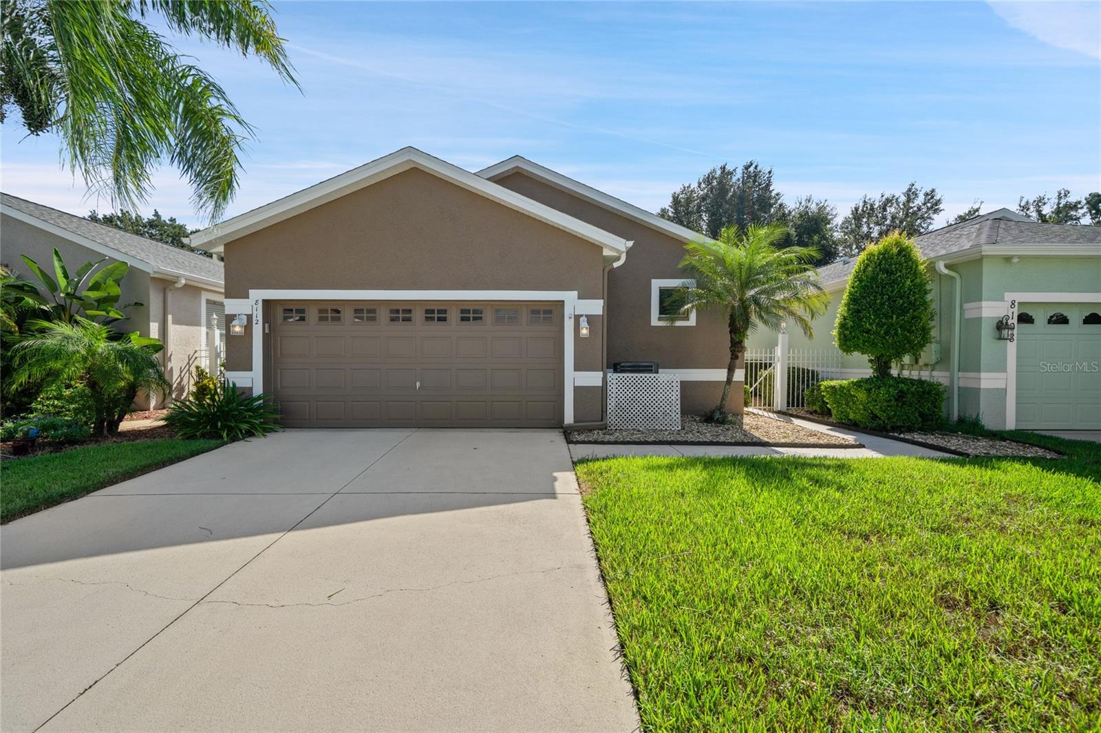 MRS CLEAN LIVES HERE THIS 2BEDROOM 2 BATH WITH GOLF CART GARAGE COURTYARD HOME IS MOVE IN READY,  CAN BE PURCHASED WITH ALL FURNISINGS AND GOLF CART.  NEW ROOF 2024. A/C AND HOT WATER TANK ARE 5YRS OLD THE GROVES IS AN ACTIVE ADULT  18 HOLE GOLF COURSE COMMUNITY WITH A CLUBHOUSE, RESTAURANT AND BAR, WORKOUT ROOM, LIBRARY AND CARD ROOMS.  OUTSIDE YOU WILL FIND A HEATED POOL AND SPA,TENNIS COURTS,BOCCIE COURTS,SHUFFEL BOARD COURTS AND PICKLE BALL COURTS.  OUTSUDE THE GATES IS A PUBLIX SHOPPING CENTER....HOA COVERS ROOF AND OUTSIDE PAINTING, GRASS AND WEEDS ALSO CABLE AND INTERNET,  COME AND VIEW TODAY.