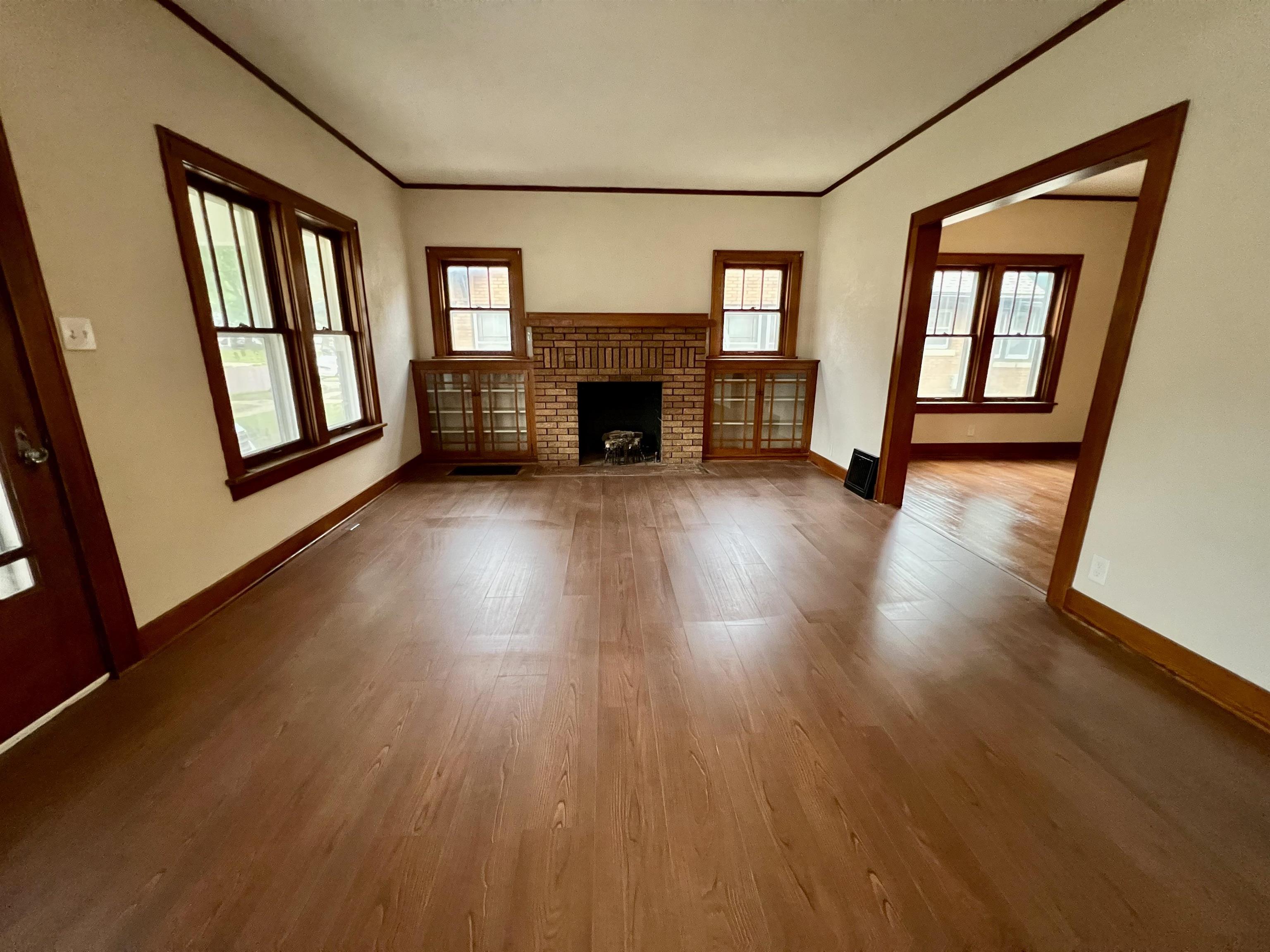 215 N 3rd