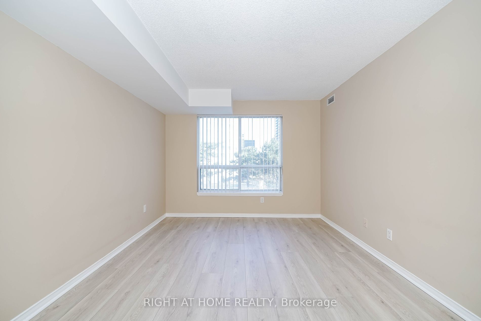 233 Beecroft Rd 319