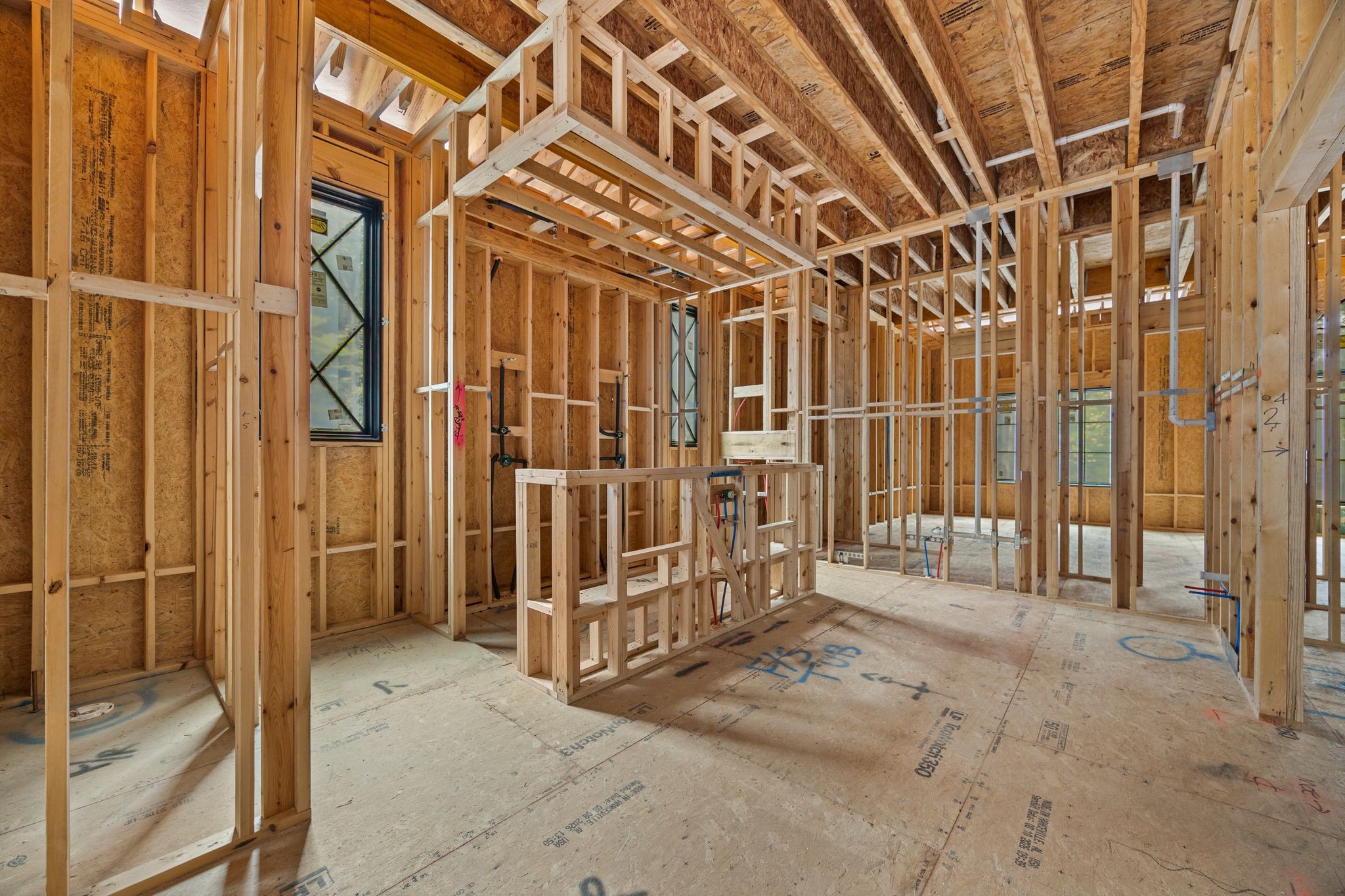 8013 Linda Ln