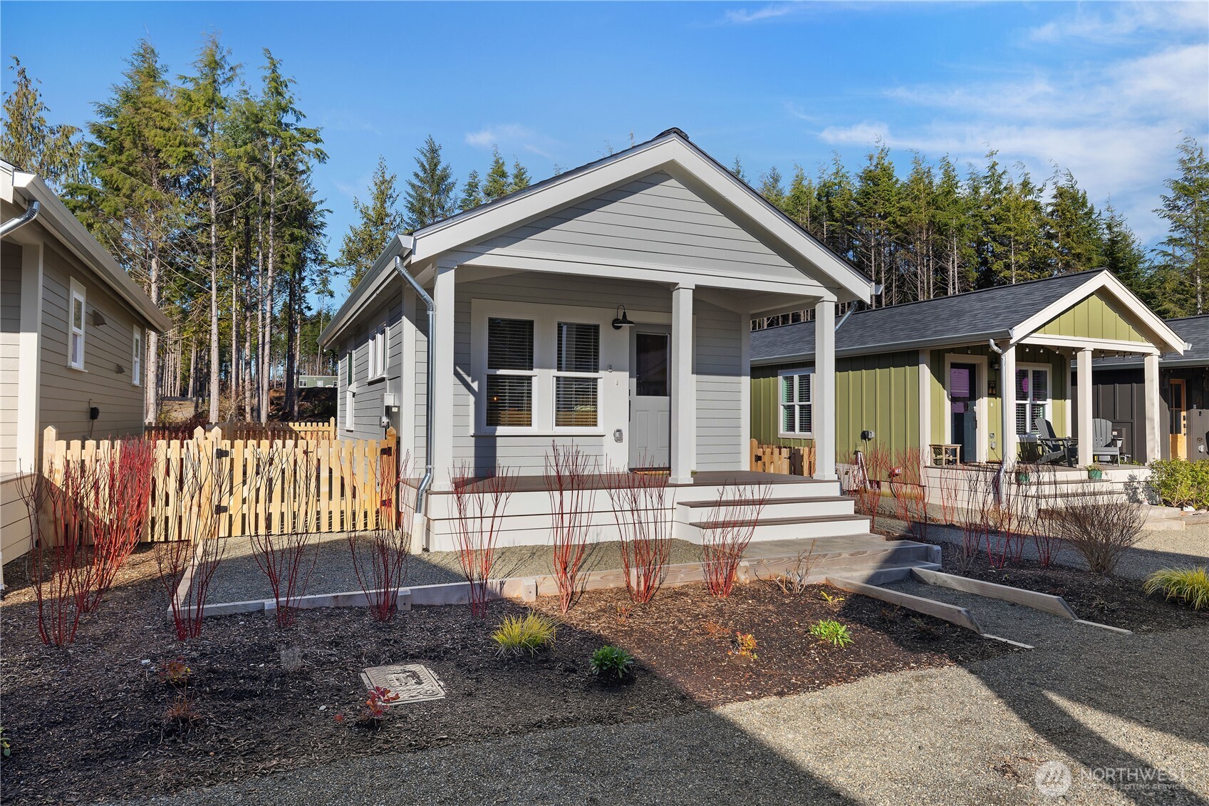 40 Bungalow Loop