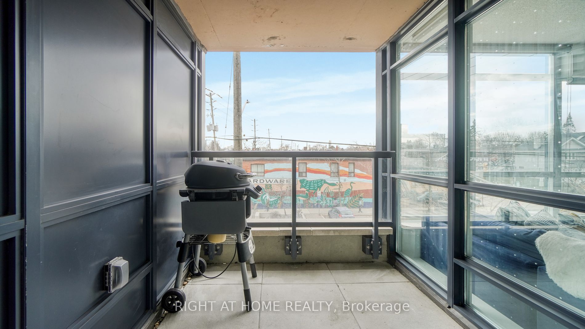 11 Superior Ave 207