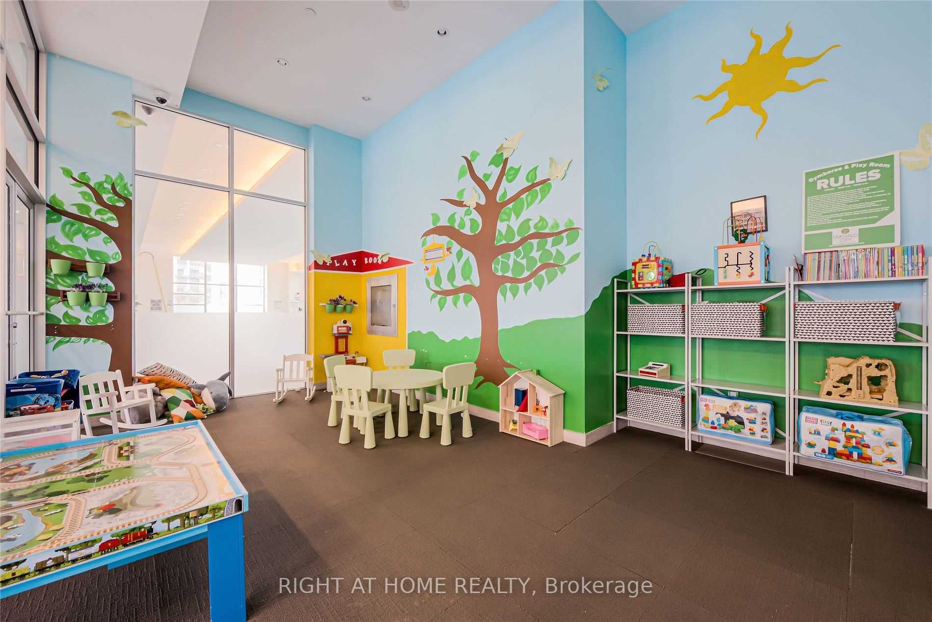 70 Forest Manor Rd 2907