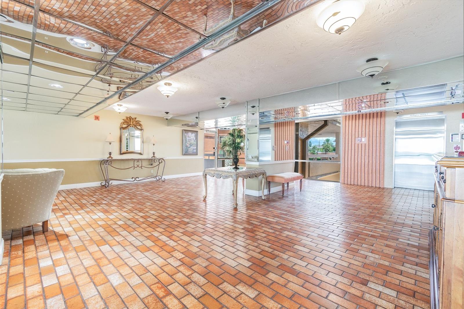 17920 Gulf Boulevard 208