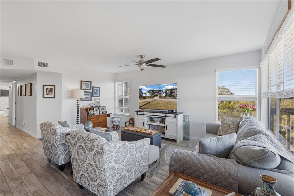 11 Old Mill Dr 9-C