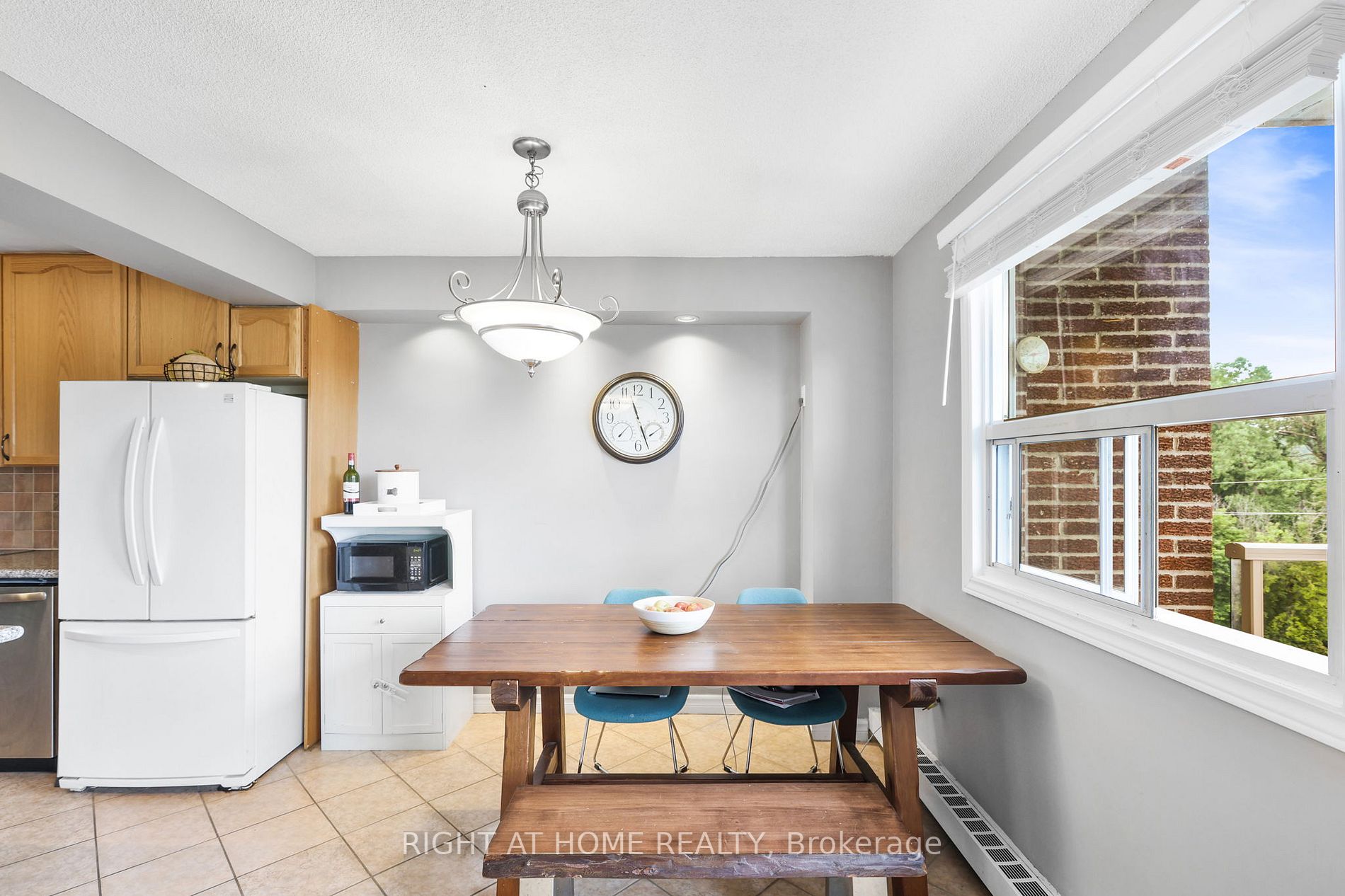 793 E Colborne St 501