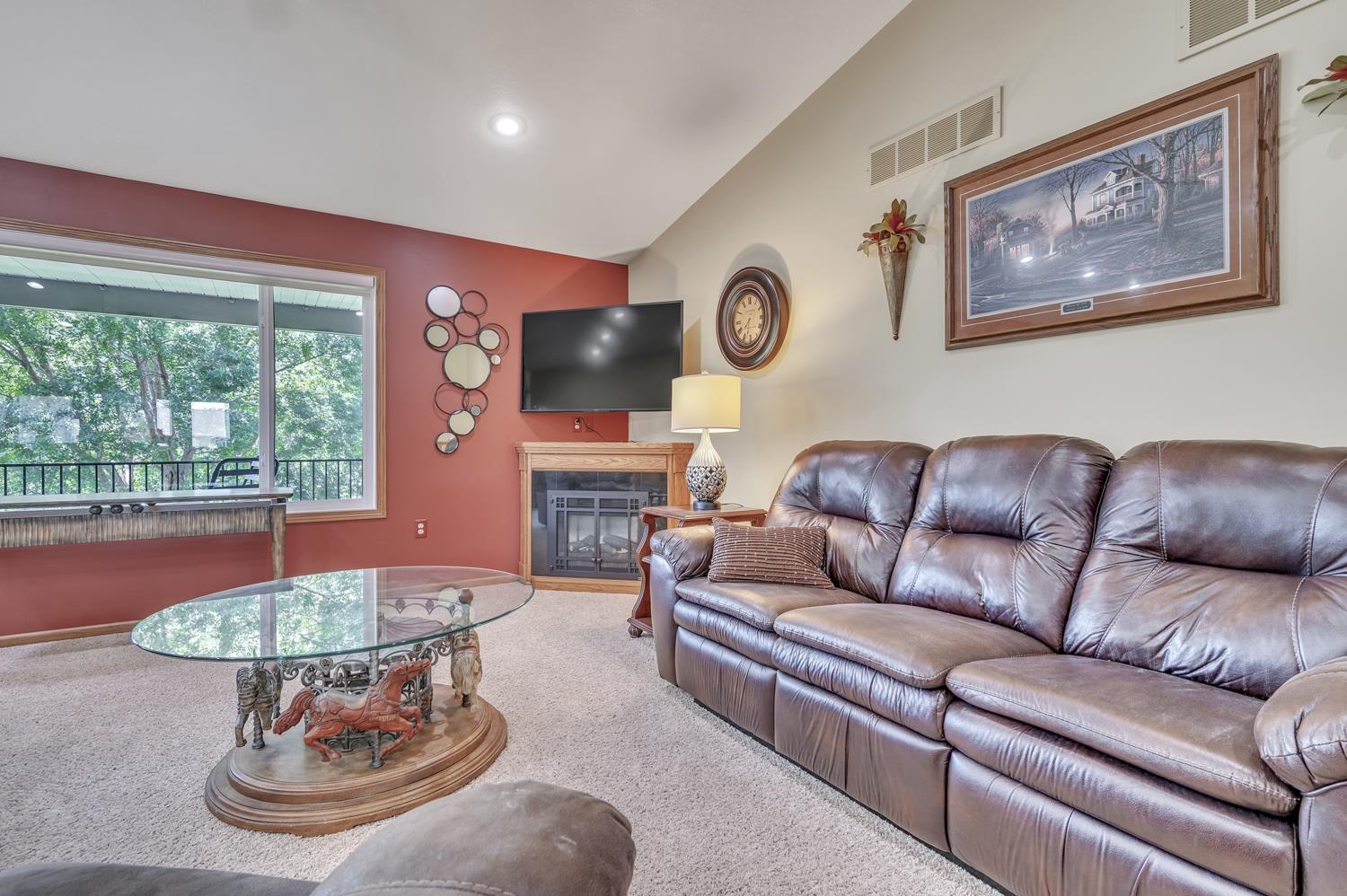 1434 Indian Hills Drive