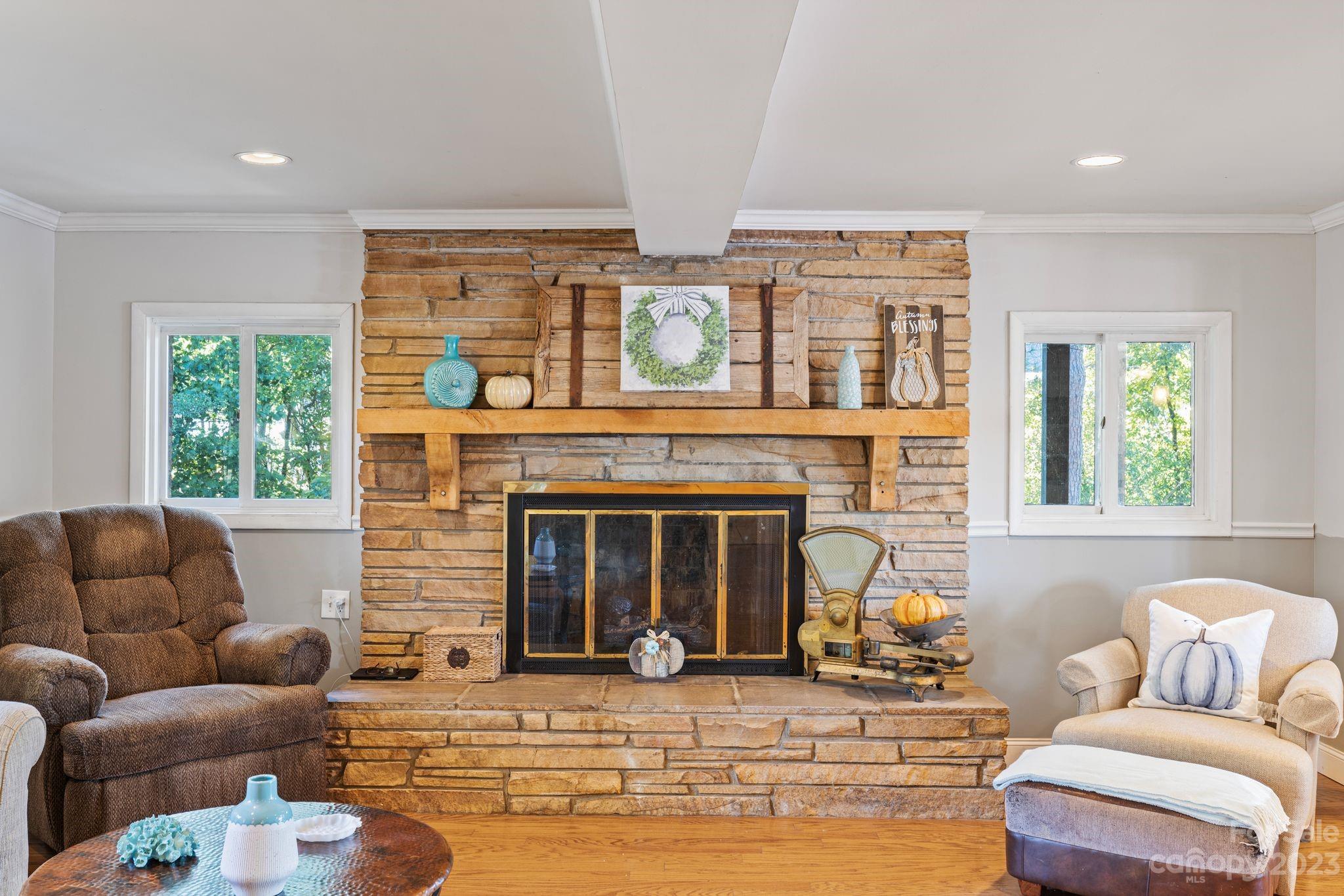 6820 Locke Drive