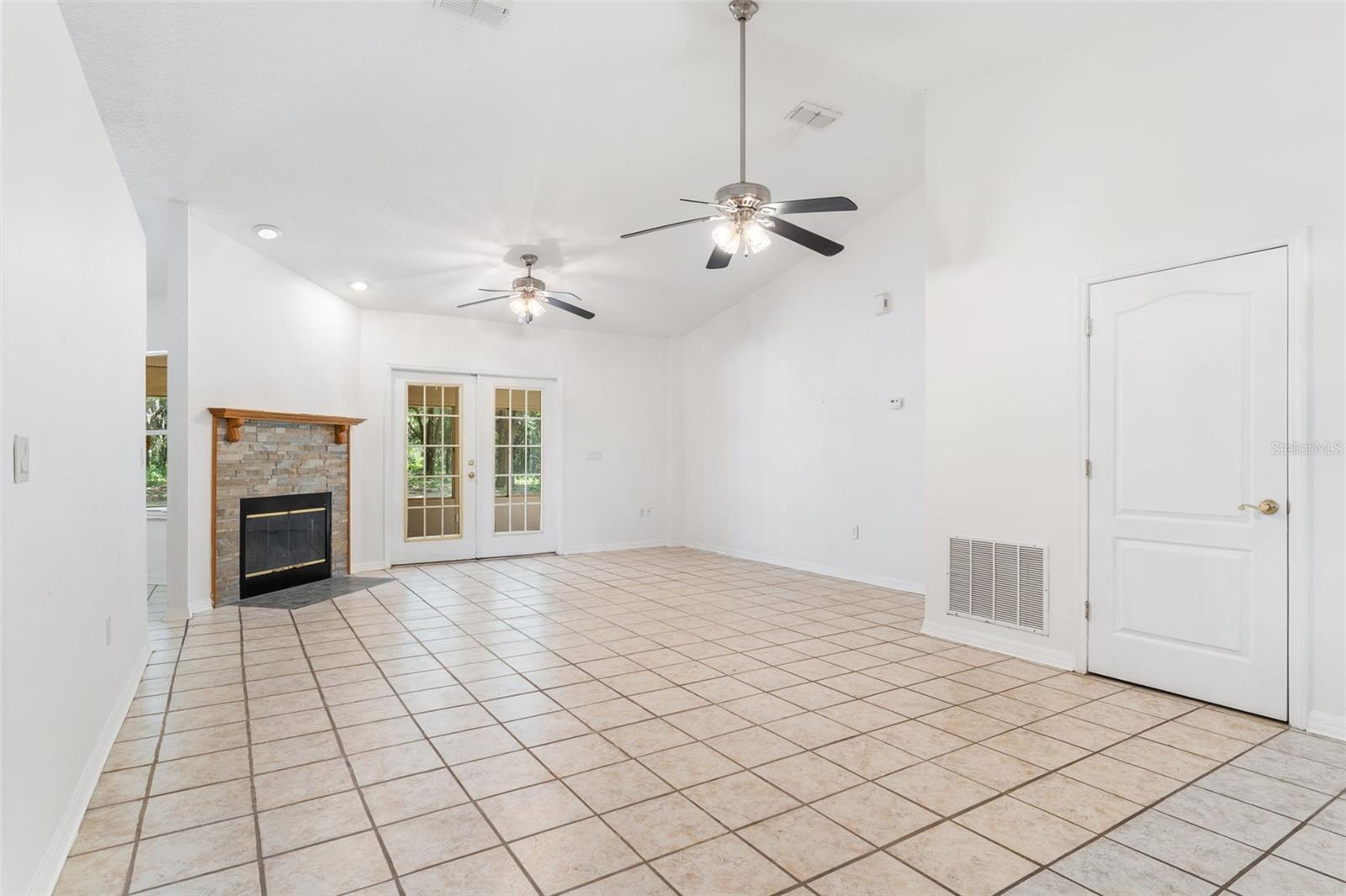 2800 Hammock Groves Road