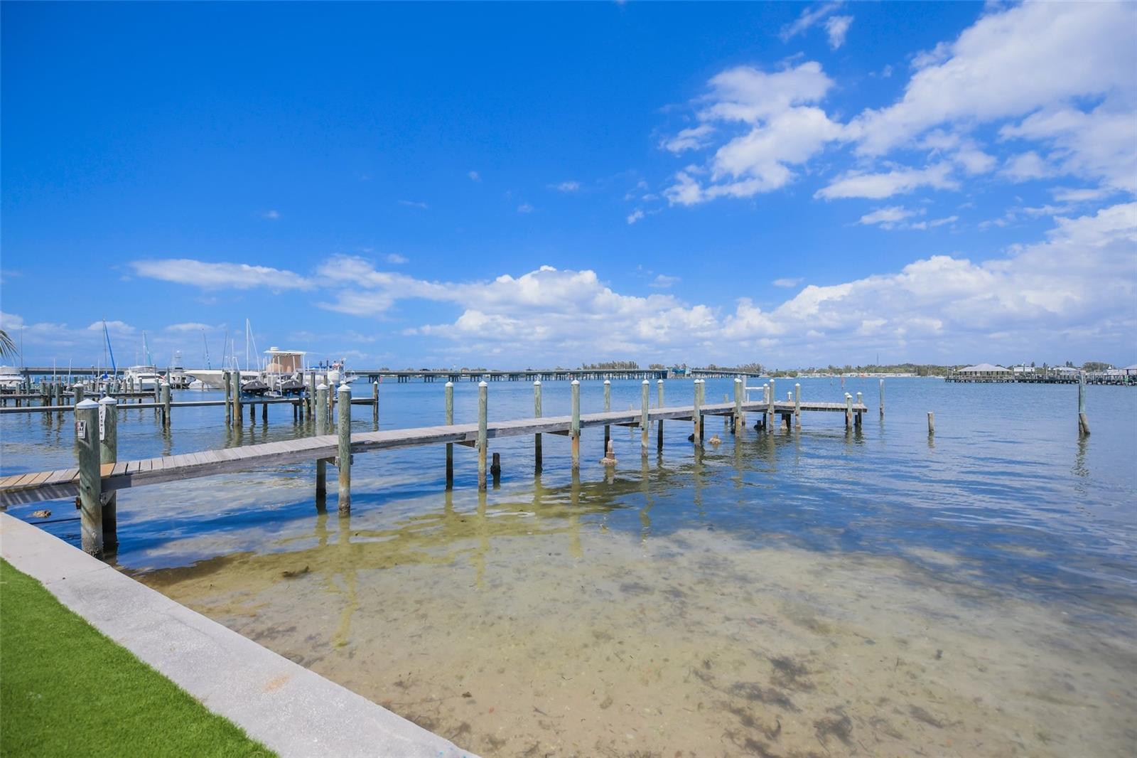201 Bay Drive N
