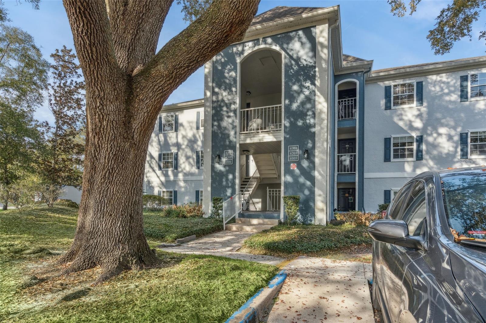 8201 Olympia Court 8201