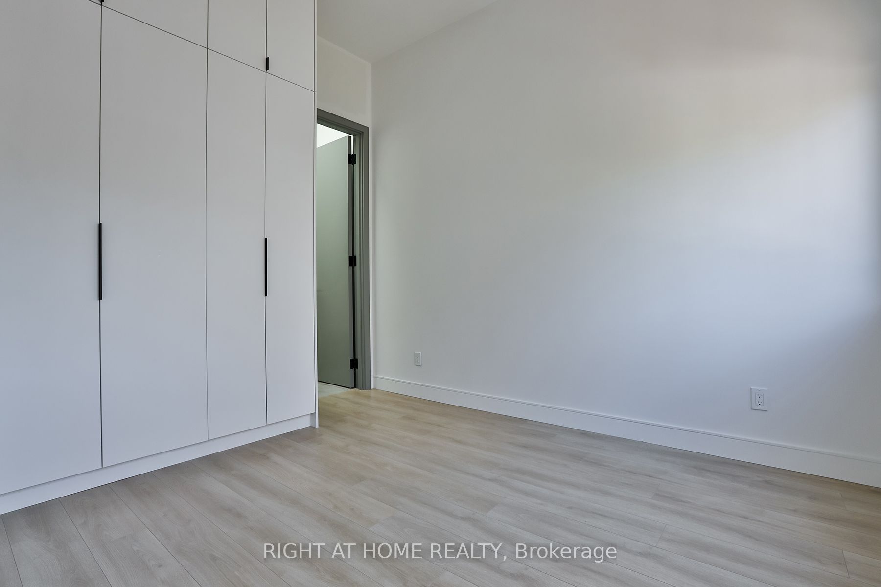 1169 Davenport Rd Unit 3