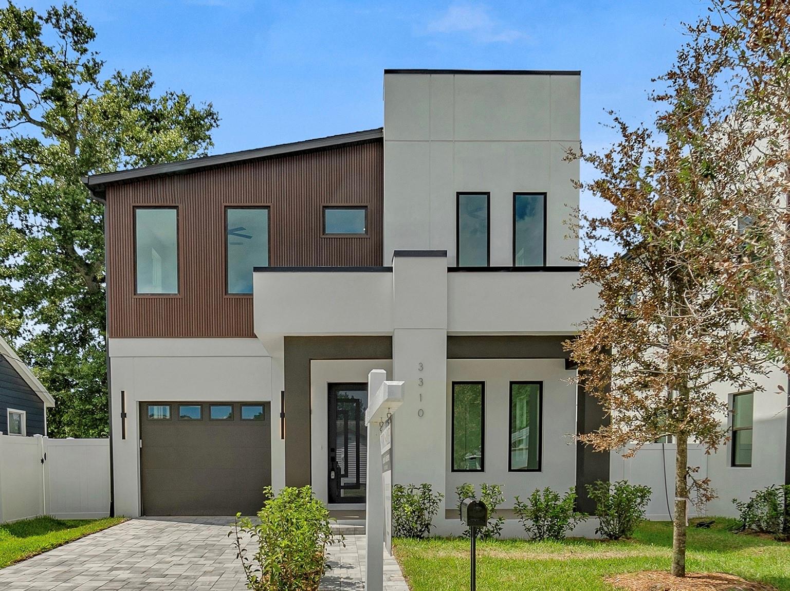 3310 Tarlton Street N