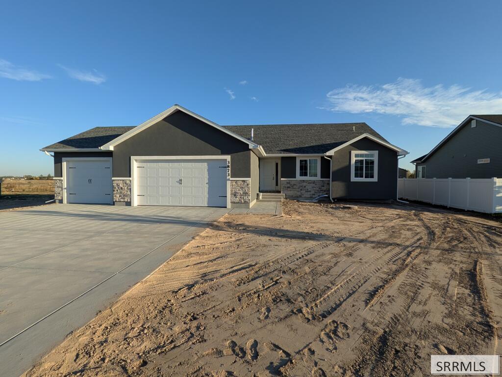 3873 Walnut Way