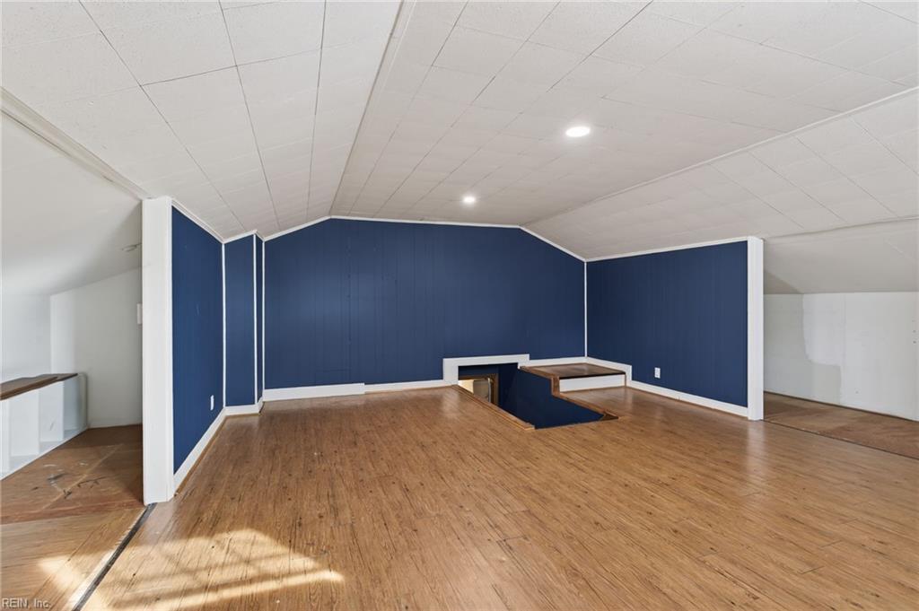 1025 Walt Whitman Way