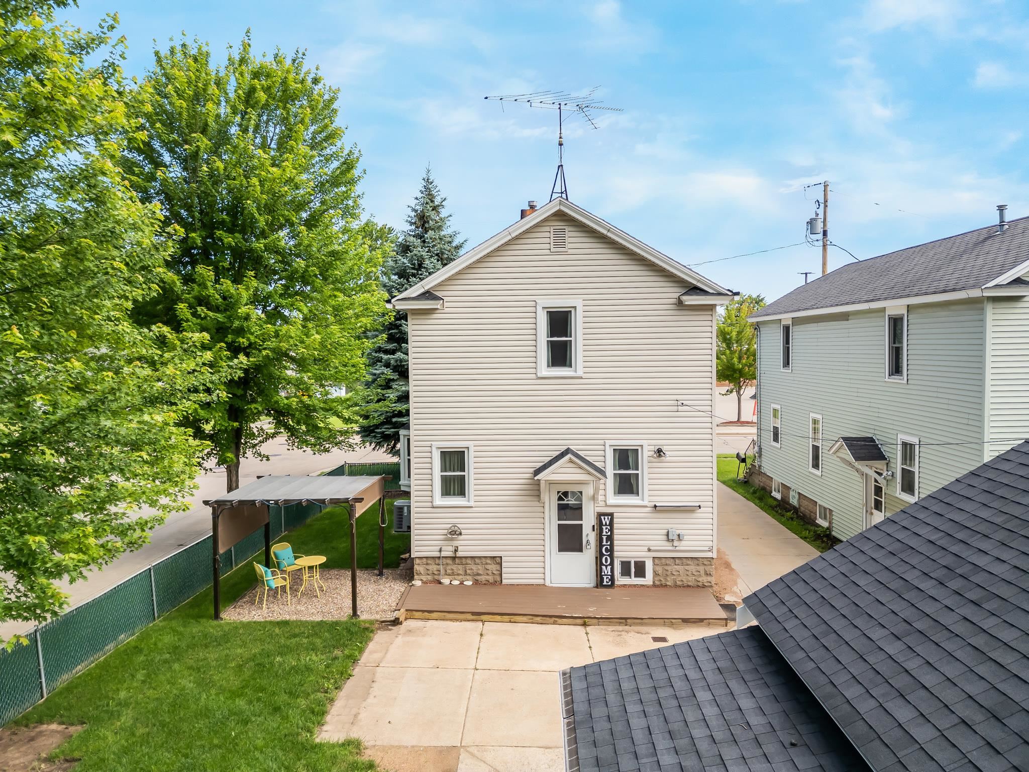 17 SCOTT Avenue
