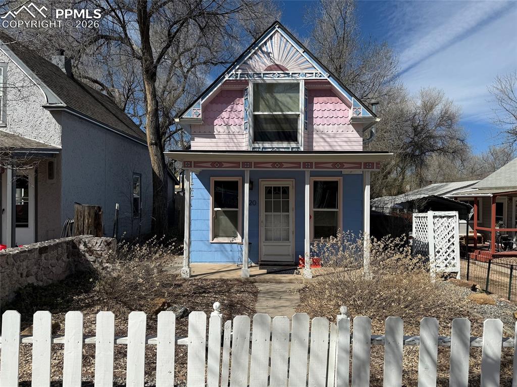 Charming 2-Story home near the Colorado Springs downtown area, this home features two bedroom, two bath, one car detached garage, bonus room, and a large basement for storage. Great kitchen layout with a lot of cabinets and counter space. Backyard with a patio and fenced yard perfect for entertaining outside. This is a great home to be close to the downtown area. Call and schedule your showing today.