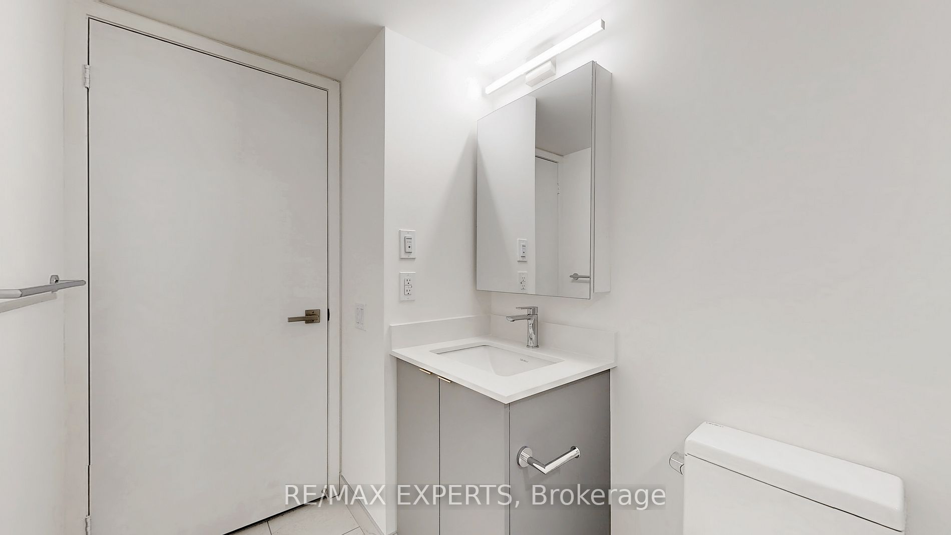 500 Wilson Ave 824
