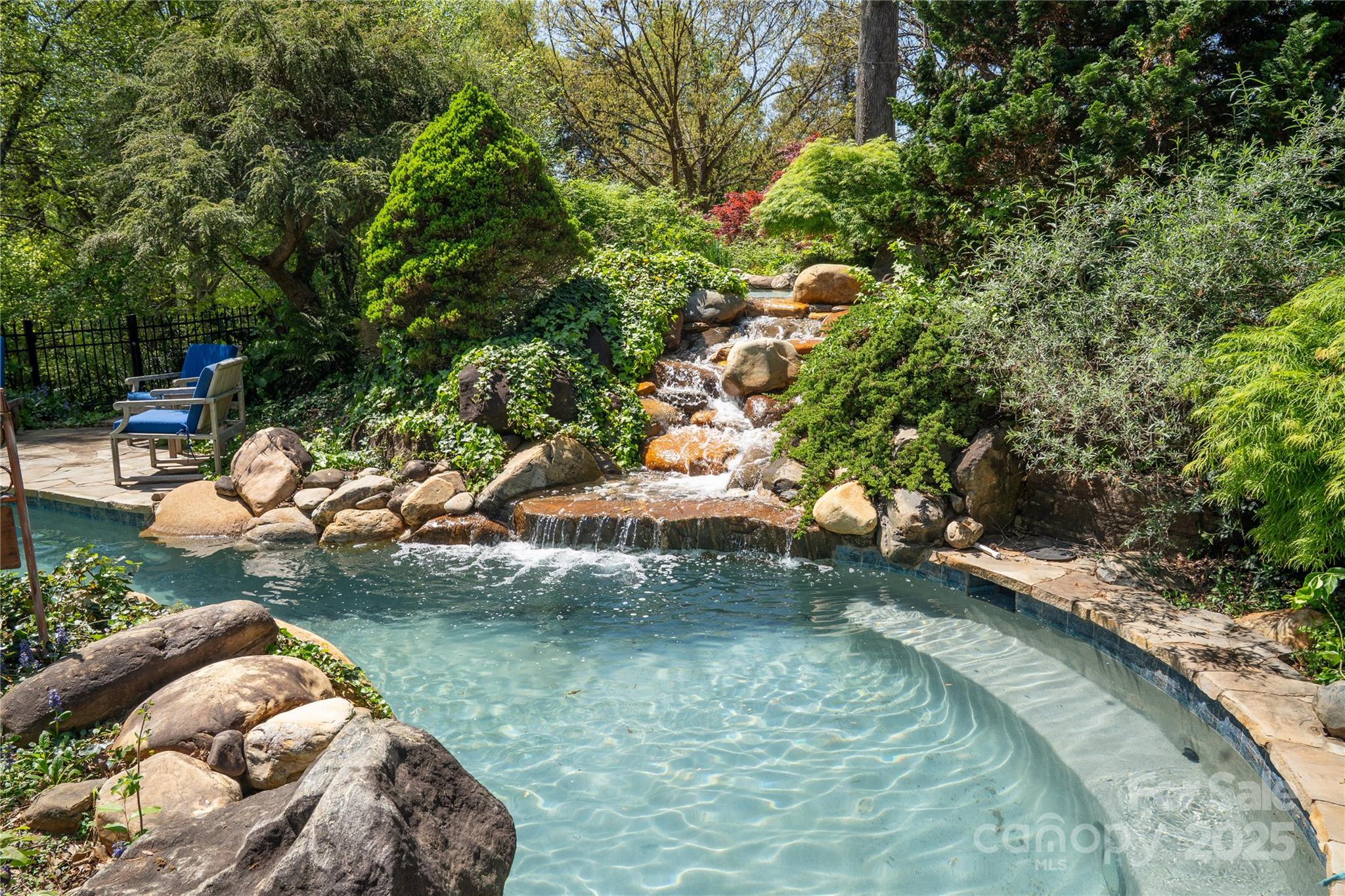 447 & 459 N Washington Street