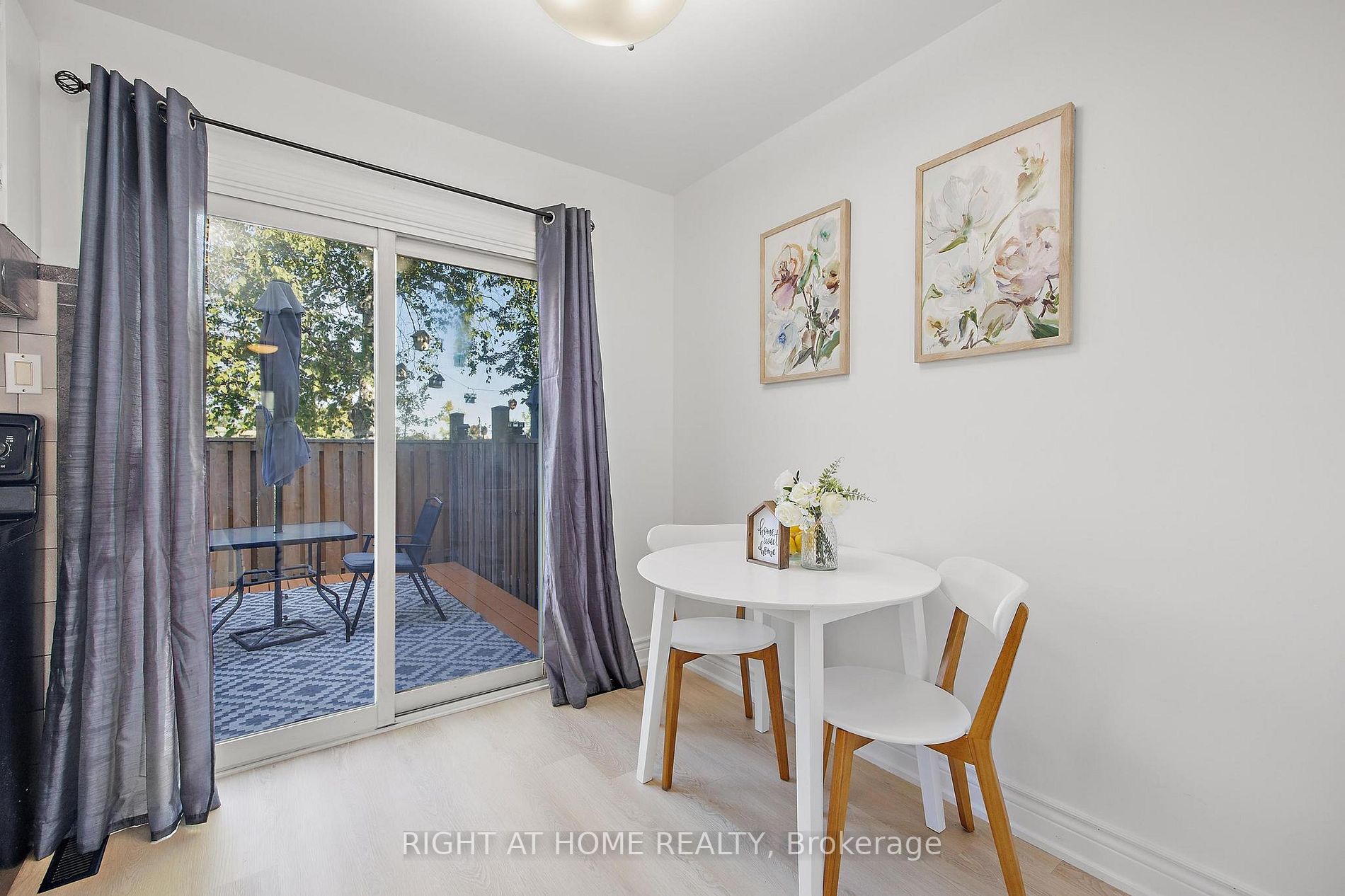 1020 Central Park Dr 82