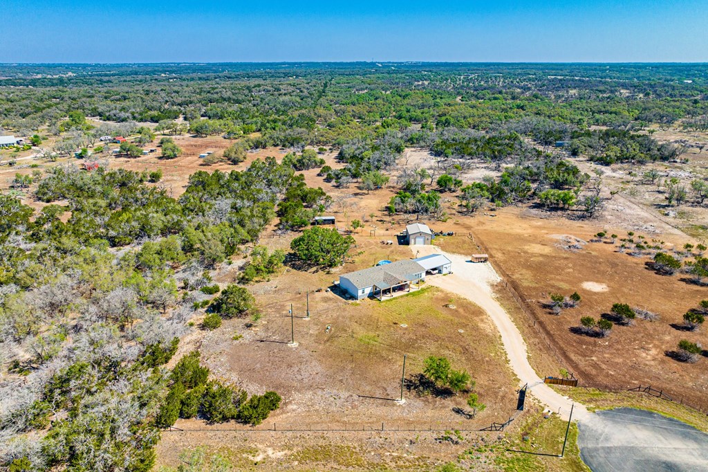 195 NW Crooked Creek Path