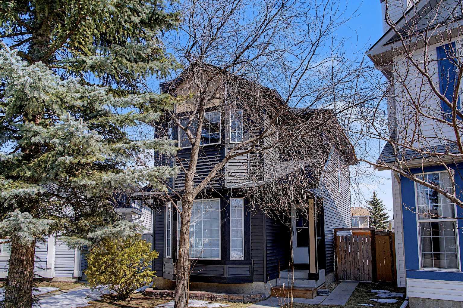 339 Coverdale Court NE