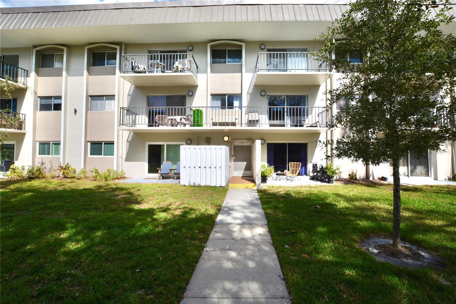 4610 W Gray Street 208
