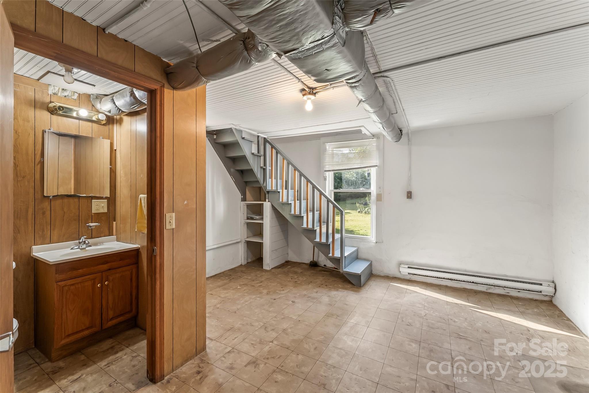 107 Burkemont Avenue