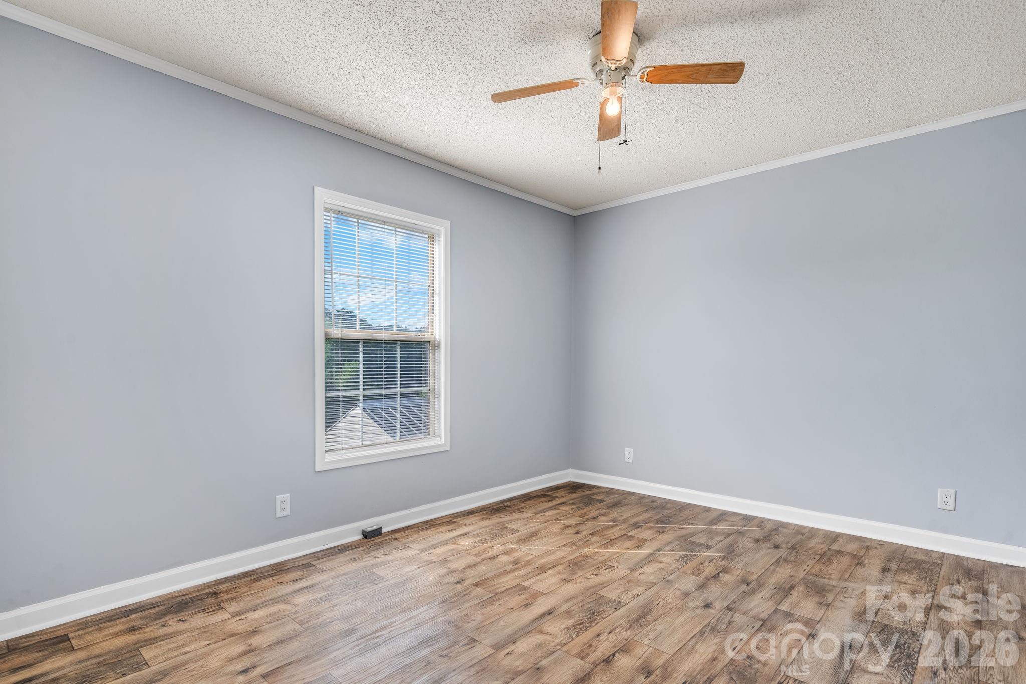 3015 Farm Pond Lane