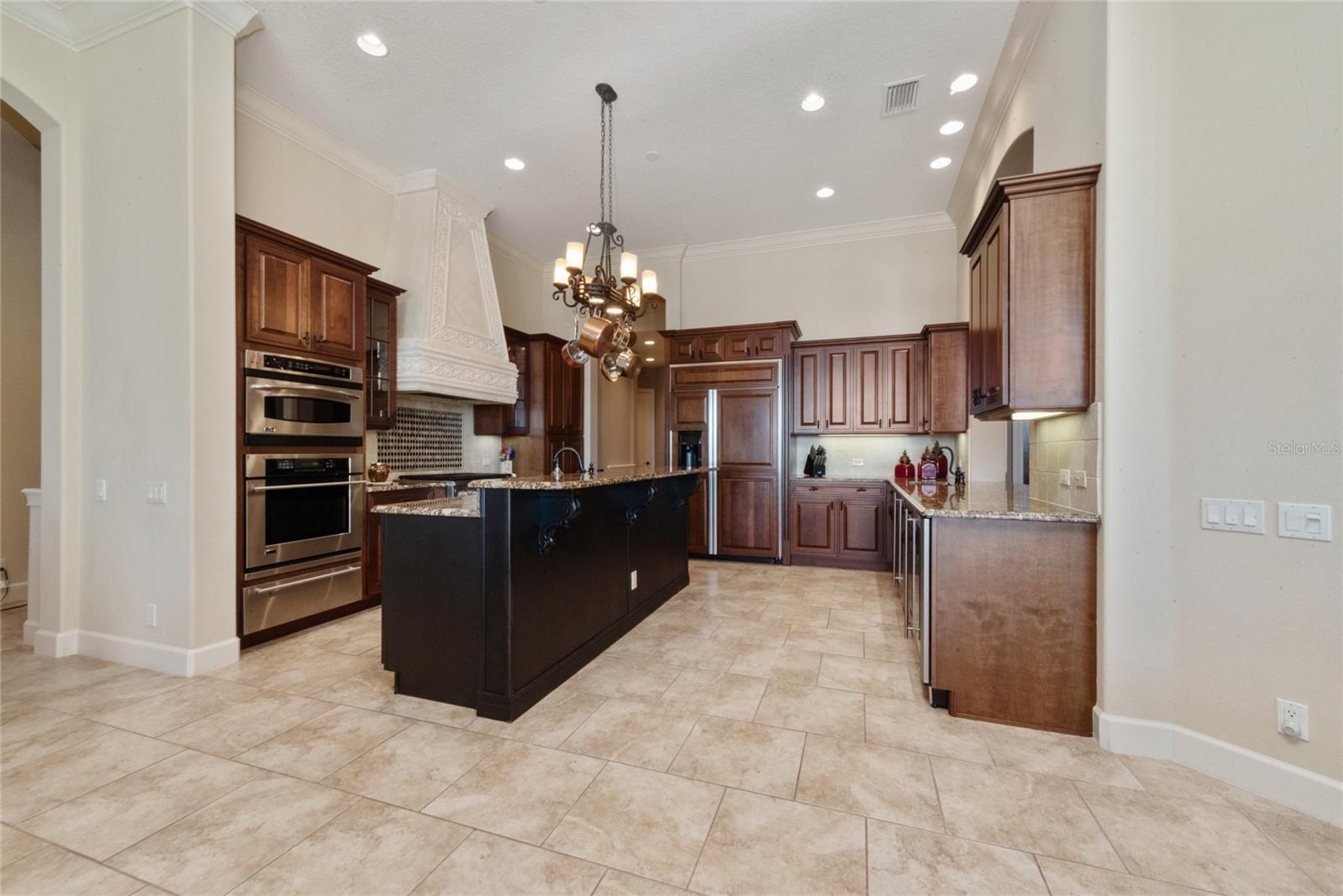 14616 Avenue Of The Rushes