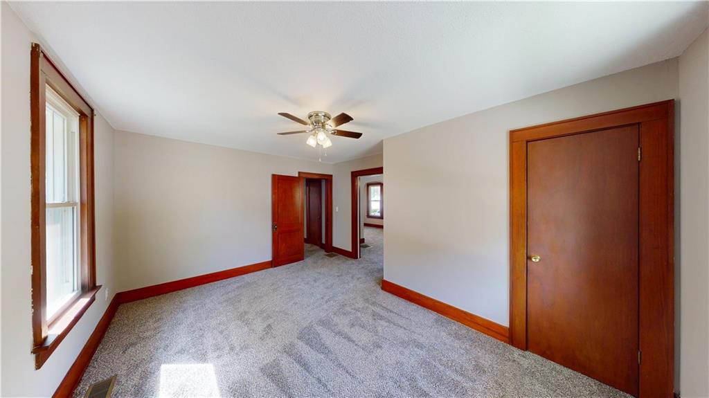 329 W Hunter Street