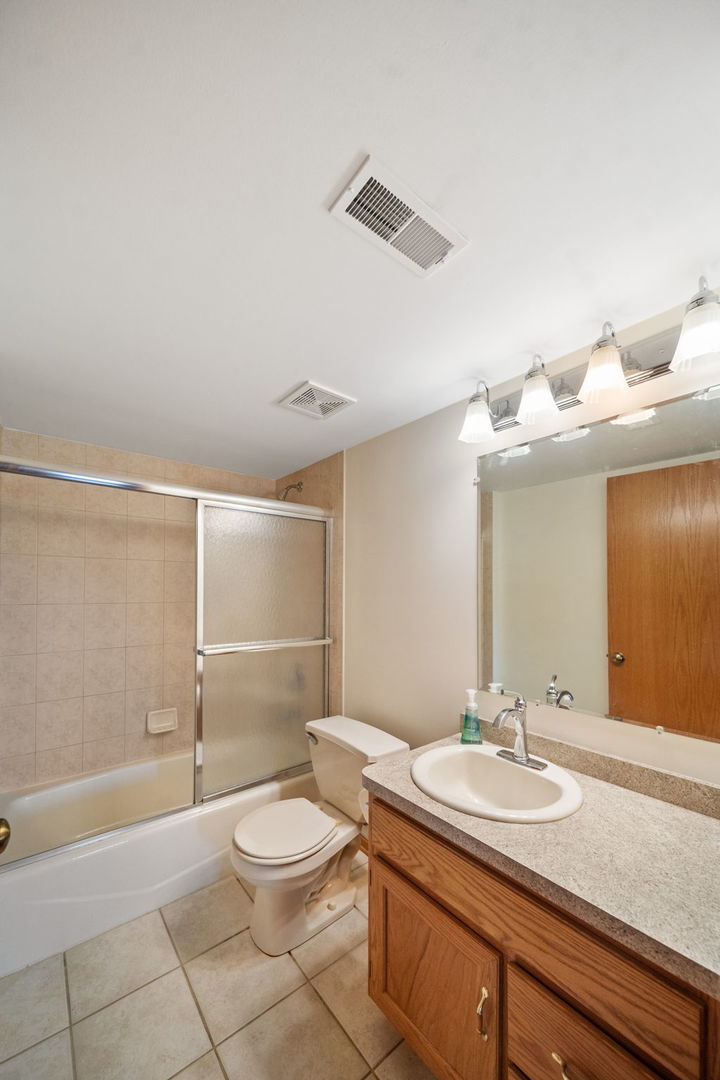 13950 E Leamington Drive 203