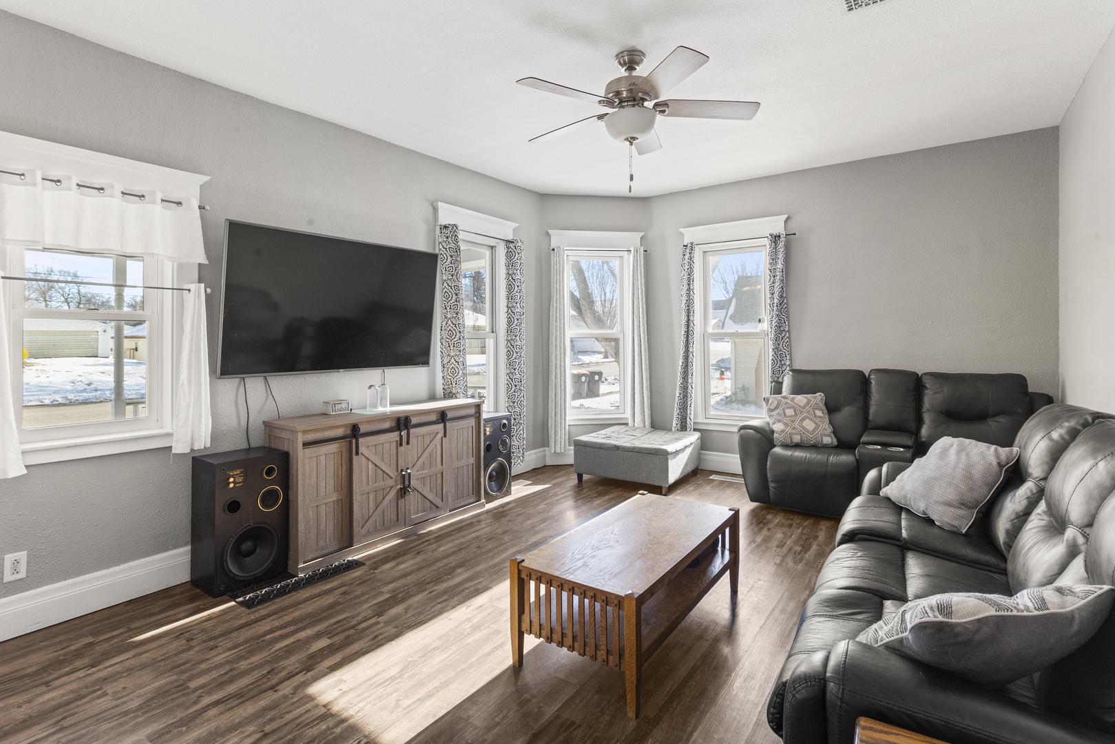 206 N Buchanan Street