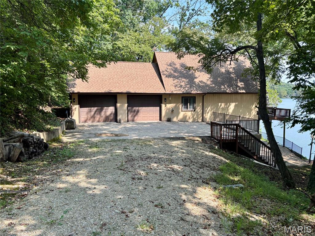 13 Cove Trail