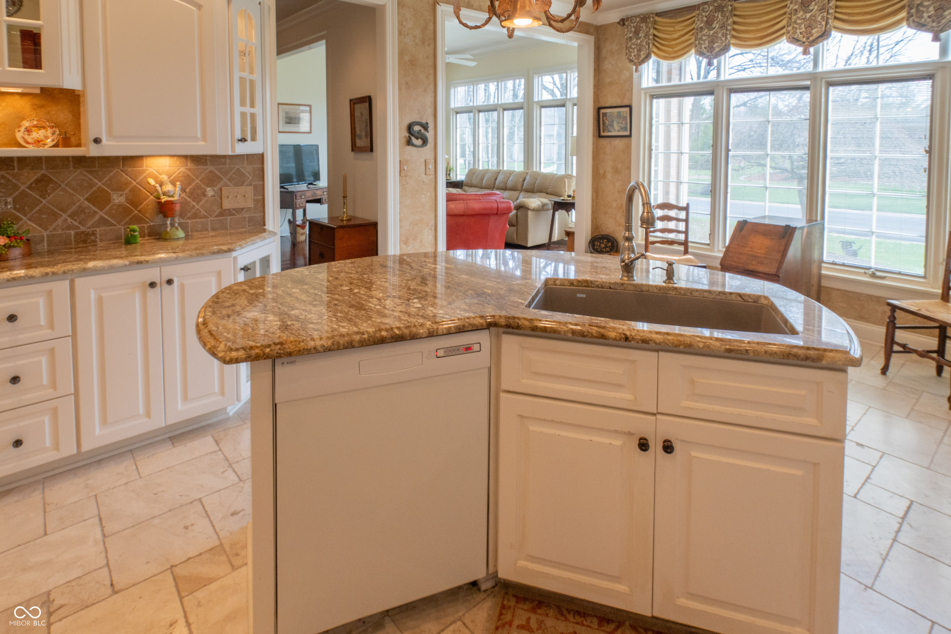 1700 Pathway Drive S