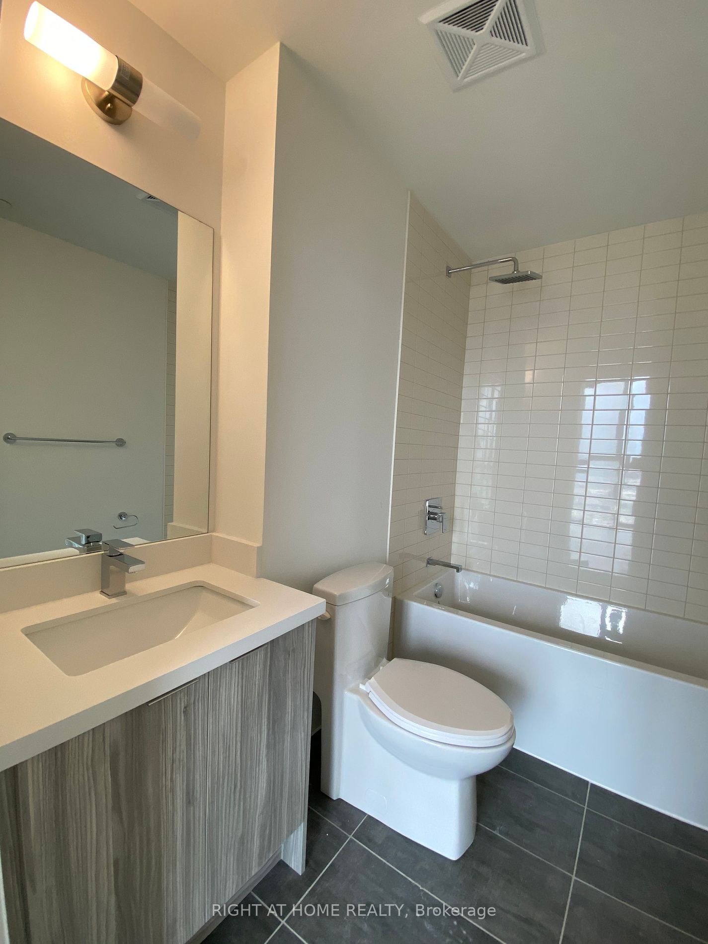 2908 W Highway 7 Rd 3709