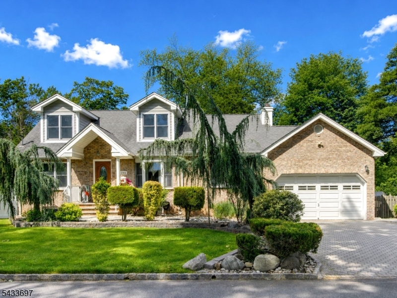 180 Mill Ln