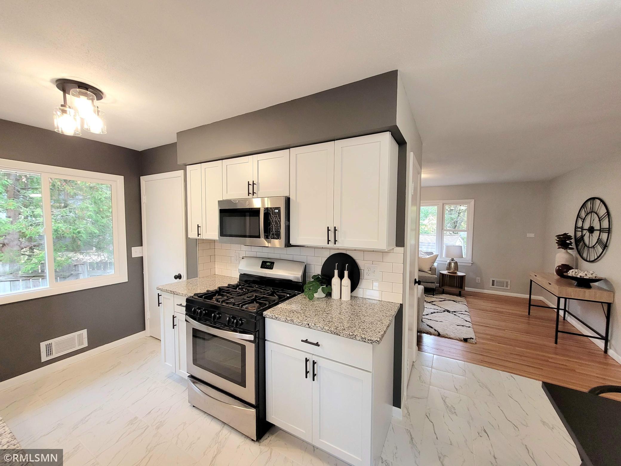 2956 Edgewood Avenue N