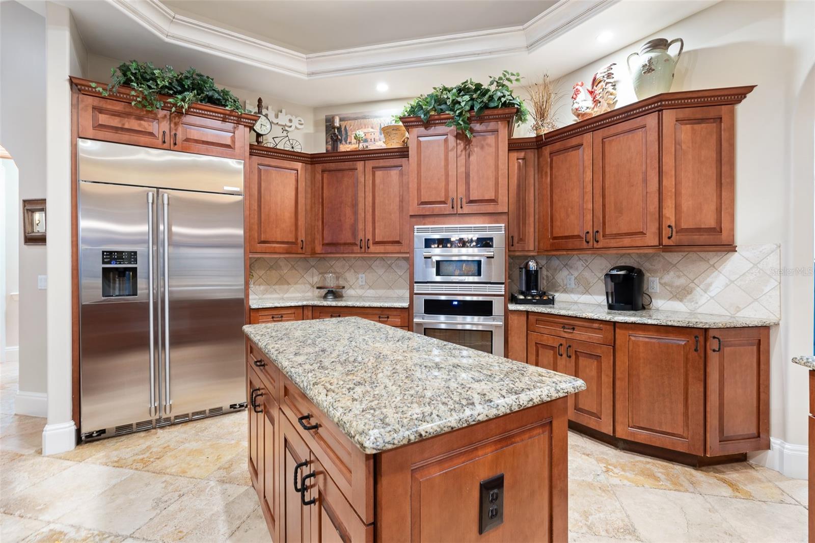 7341 Bella Foresta Place