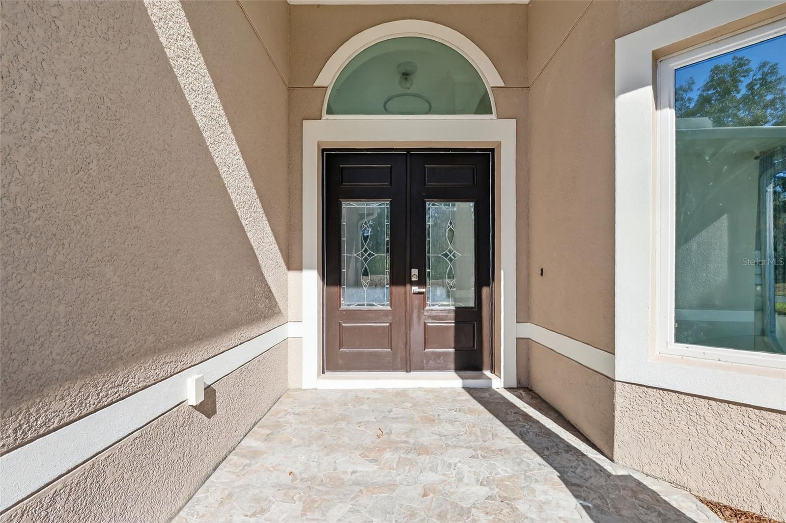 588 Dowling Circle