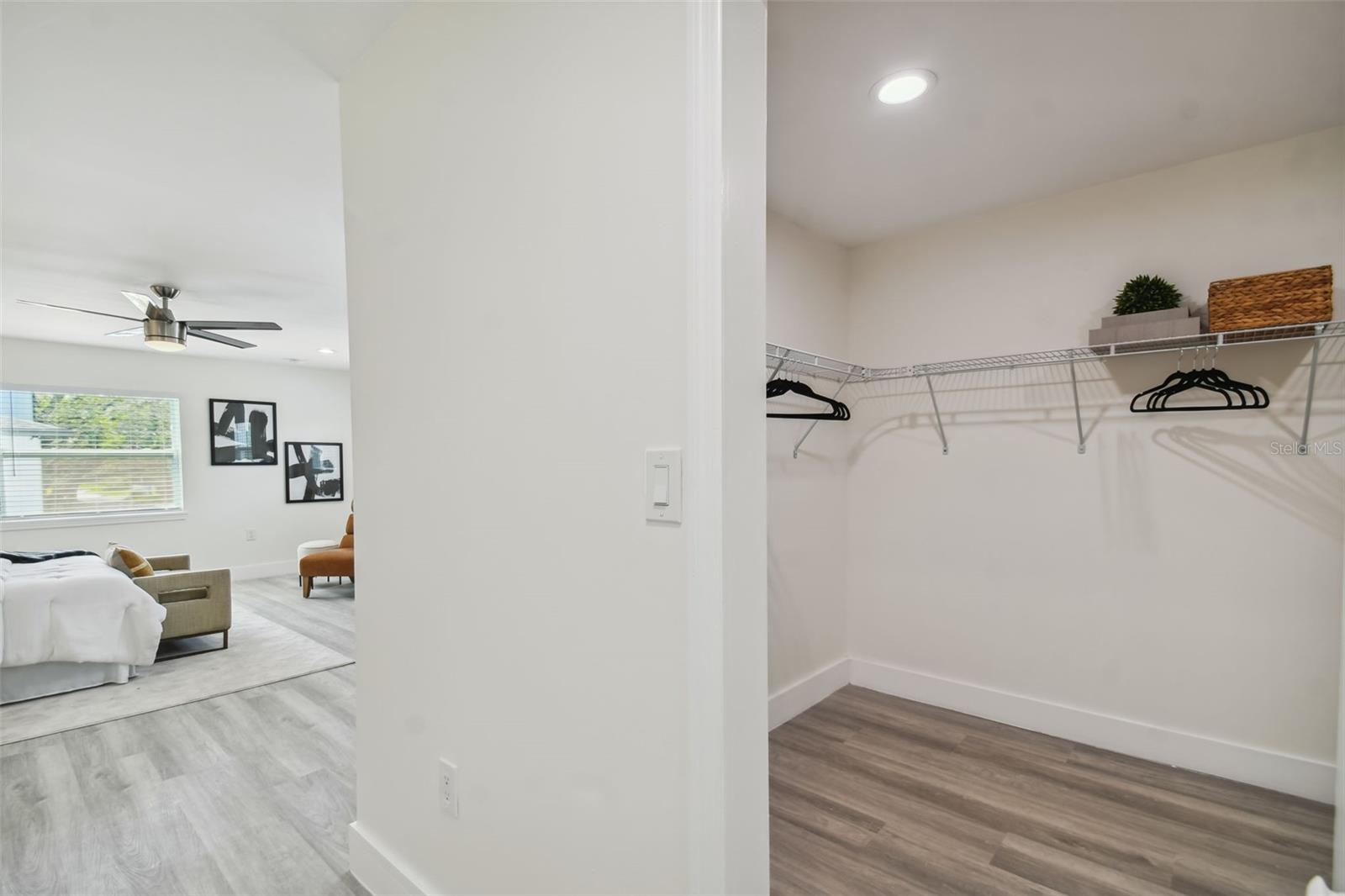 4910 W San Miguel Street
