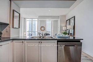 4080 Living Arts Dr 2802