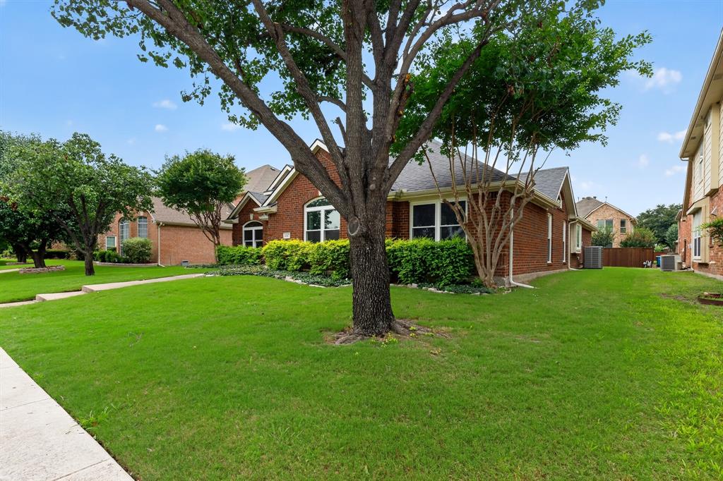 1517 Caldwell Circle