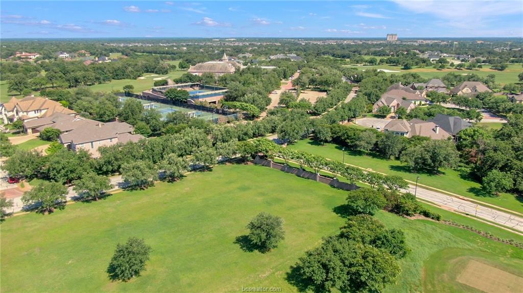 5005 Miramont Circle