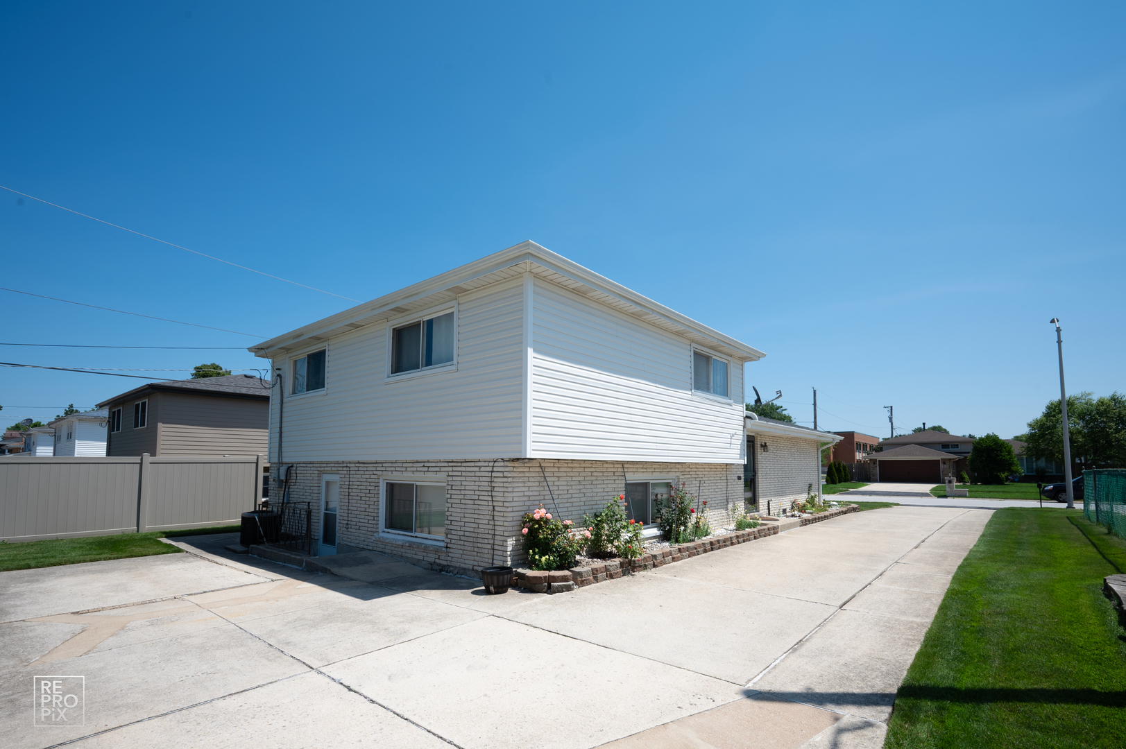 9132 Meade Avenue