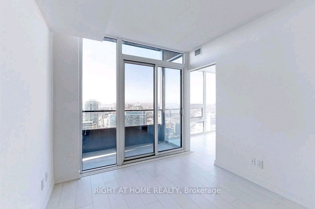 19 Western Battery Rd Ph11