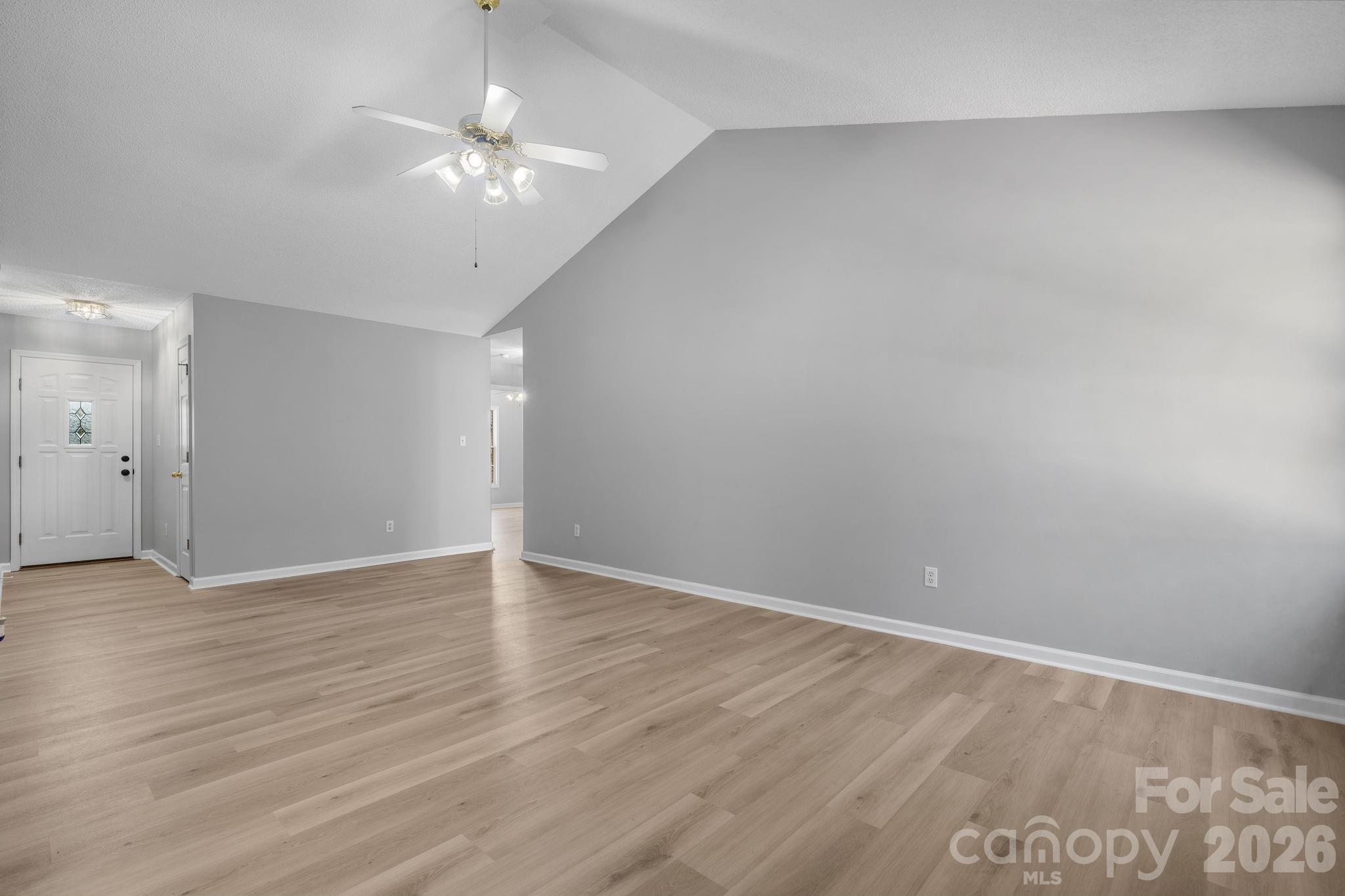 1420 Farmington Hills Drive