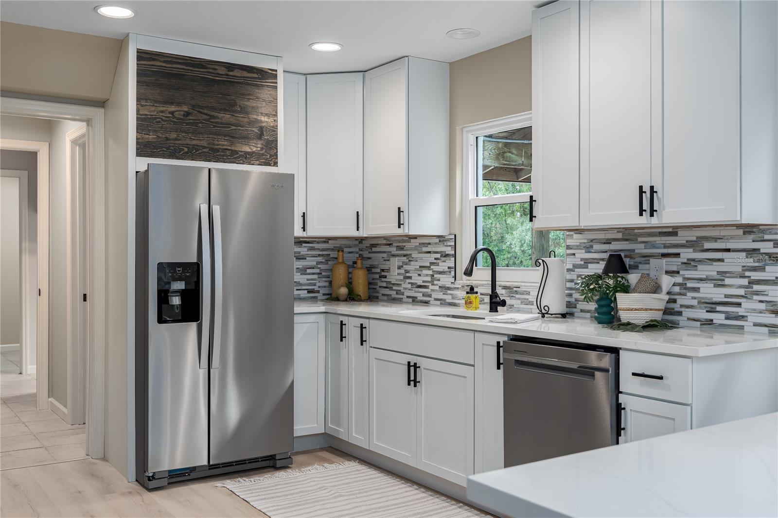 5403 Red Rooster Road