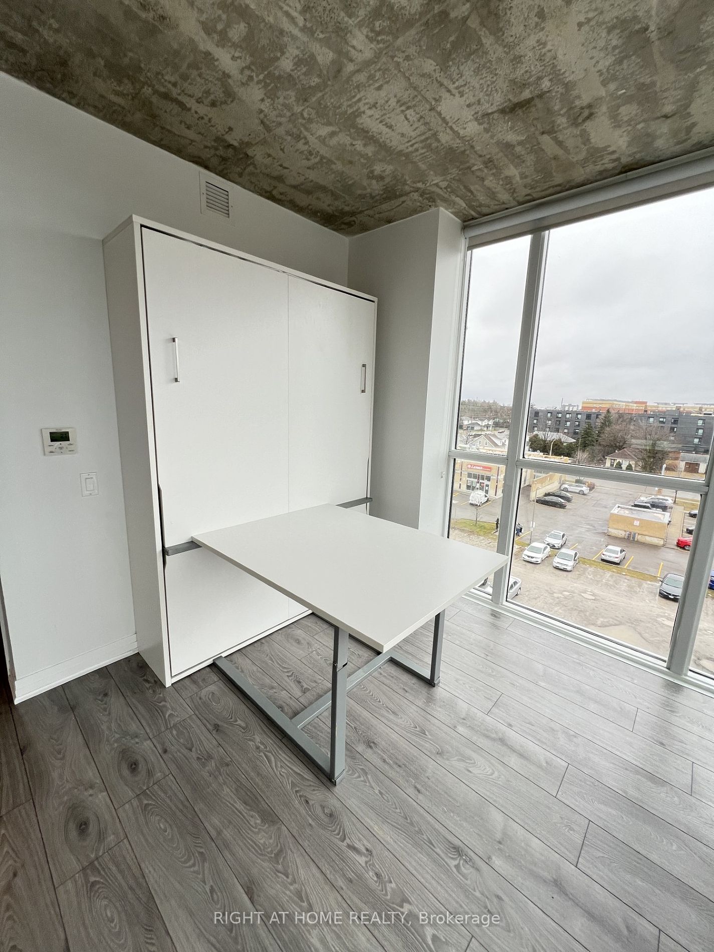 1900 N Simcoe St 508