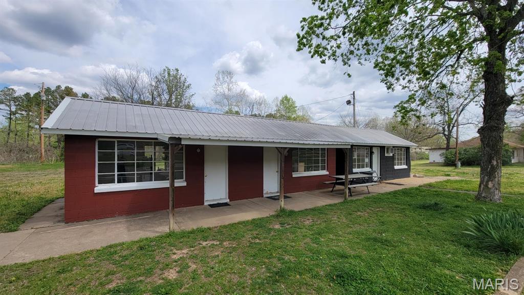 1307 N Hwy 21